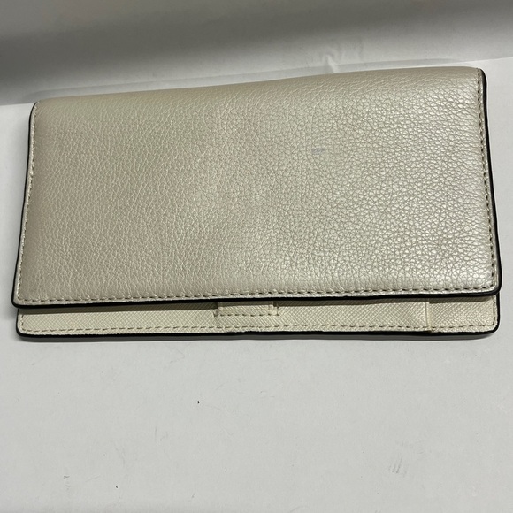 Coach Smooth Polished Pebbled Cream Metallic Leather Checkbook Wallet Cover - Picture 2 of 9